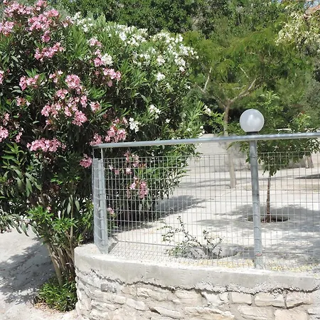 Apartment Alonia House 2 *